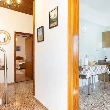 Ek Araya Prázdninový dům *